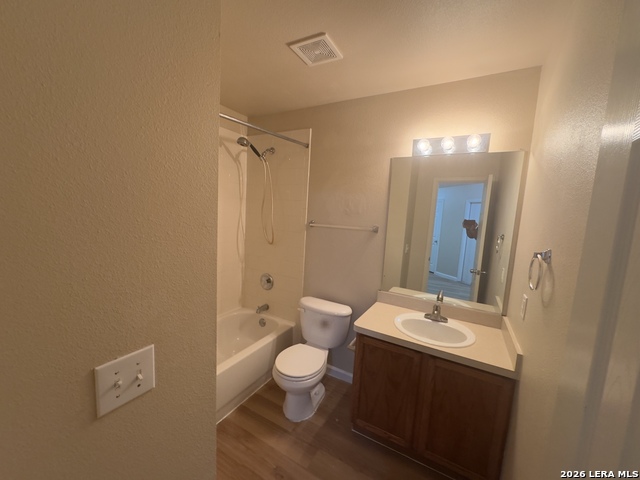 927 Rustling Cv Property Photo 17
