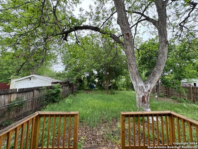 1023 Crystal Property Photo 21