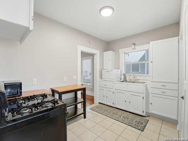 1219 E Drexel Ave Property Photo 3