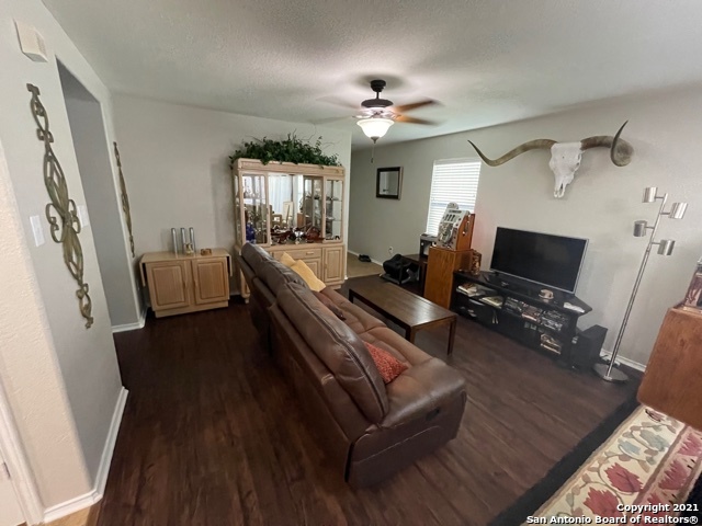 10210 Dixon Wood Property Photo 5