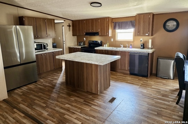 11903 N State Highway 123 Property Photo 5