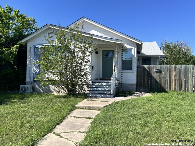 925 DONALDSON AVE Property Photo 1