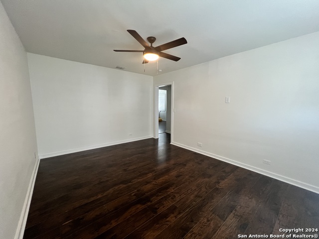 925 Donaldson Ave Property Photo 3