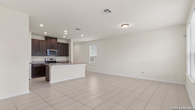 6555 Runaway Row Property Photo 2