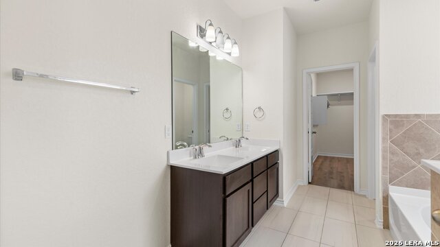 6555 Runaway Row Property Photo 8