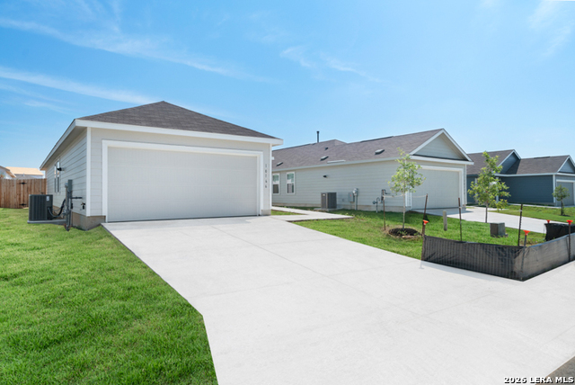 10166 Asta Trl Property Photo 3