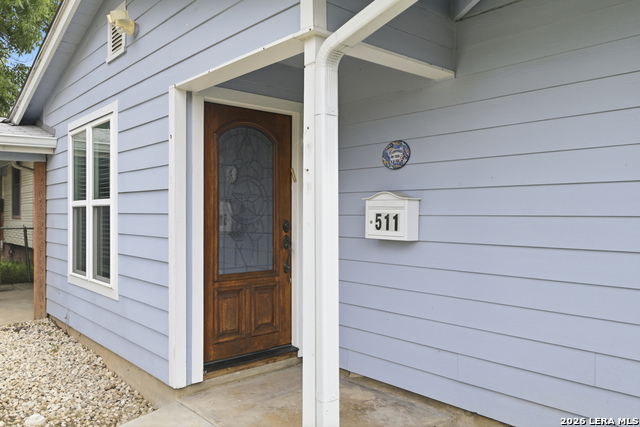 511 Lovera Blvd Property Photo 2