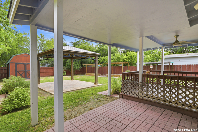 511 Lovera Blvd Property Photo 24