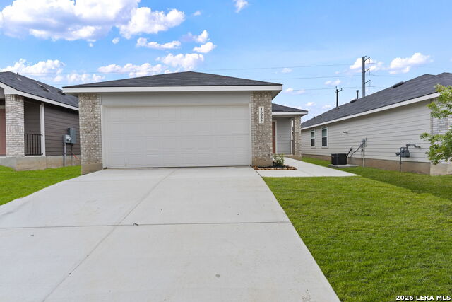 16052 Mahogany Way Property Photo 1