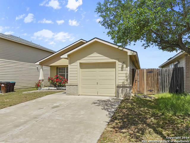 11259 Dublin Woods Property Photo 2