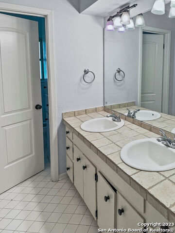 521 Paseo Canada St Property Photo 6