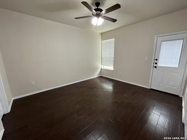 685 Creekside Cir Property Photo 14