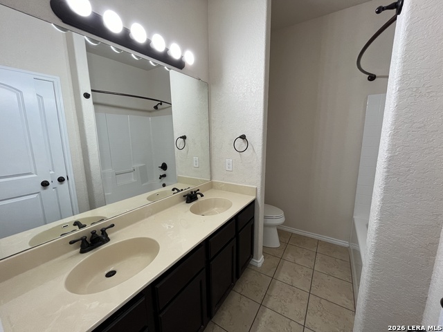 685 Creekside Cir Property Photo 16