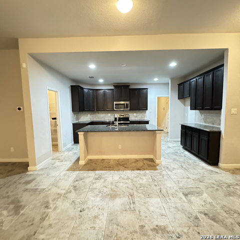 4576 Scots Elm Property Photo 2