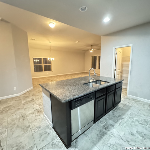 4576 Scots Elm Property Photo 5