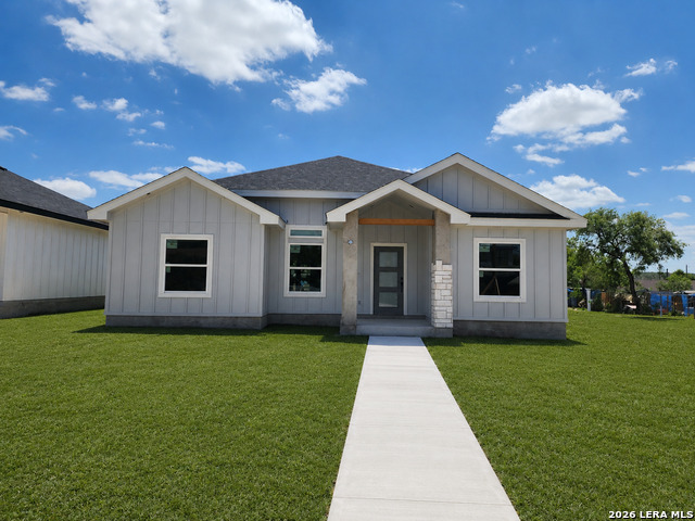 2746 RODRIGUEZ ST.