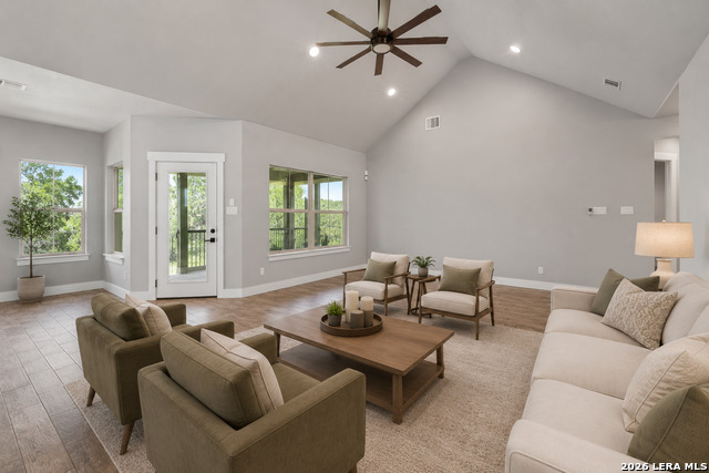 2295 Tanglewood Trl Property Photo 7
