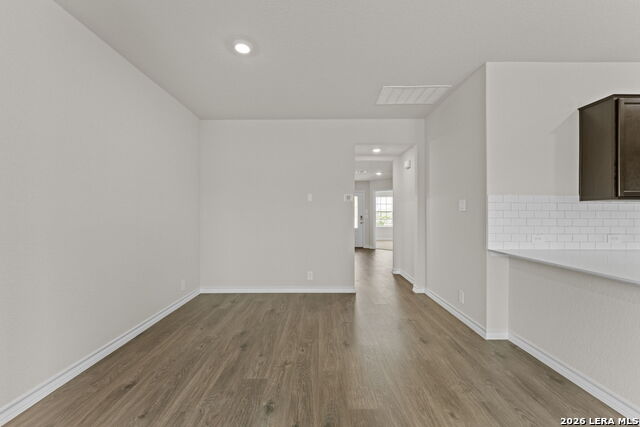 321 Singing Valley Property Photo 12