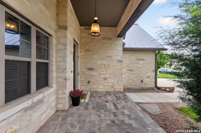 410 Knoll Spgs Property Photo 7