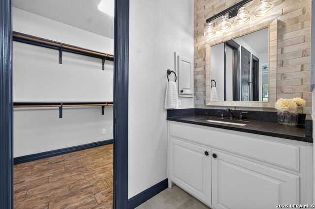 410 Knoll Spgs Property Photo 32