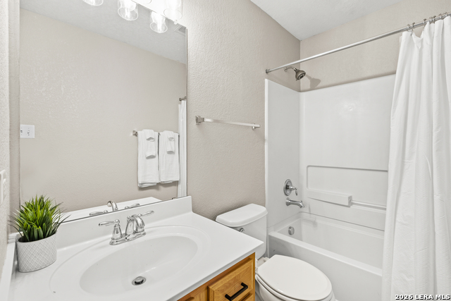 5747 Columbia Dr Property Photo 26