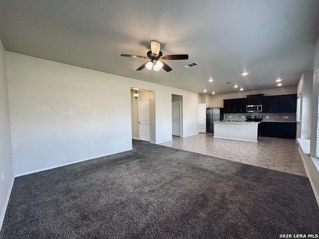 7102 Hibiscus Fls Property Photo 4