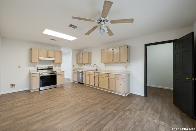 8139 Manderly Pl Property Photo 8