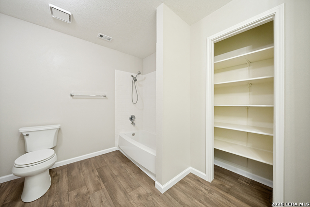 8139 Manderly Pl Property Photo 16