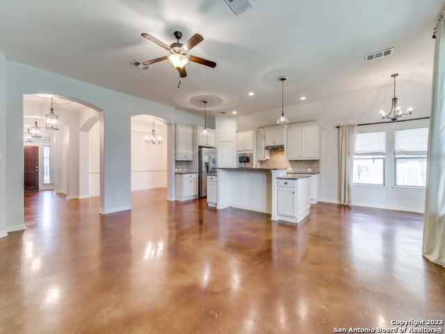 164 Autumn Rdg Property Photo 11
