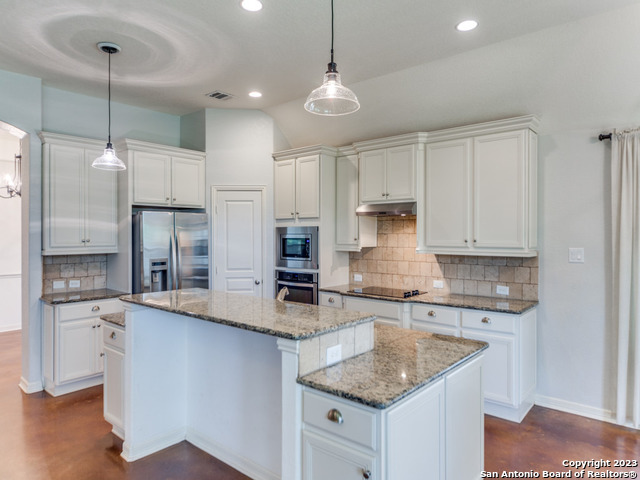 164 Autumn Rdg Property Photo 13