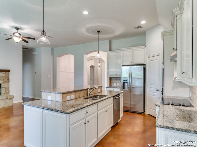 164 Autumn Rdg Property Photo 15