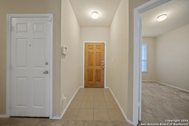 2415 Camberly Vw Property Photo 6