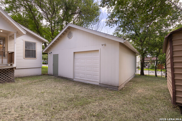 122 Annie Property Photo 30
