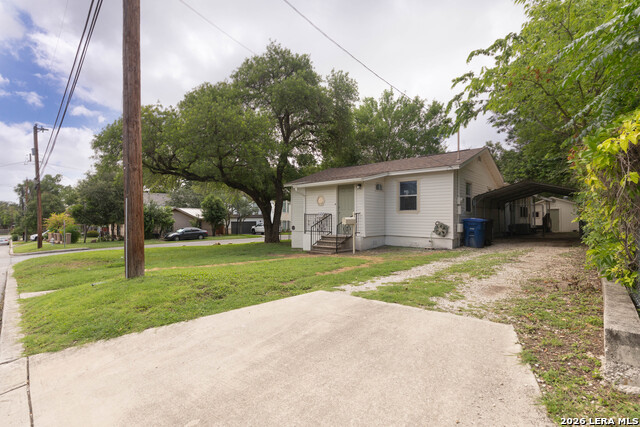 122 Annie Property Photo 32
