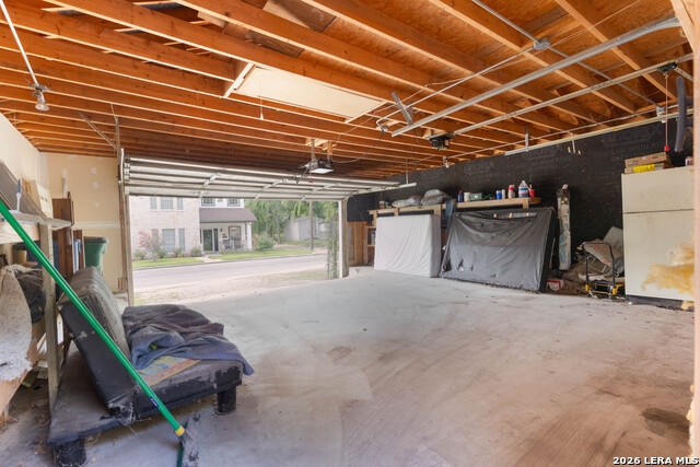 122 Annie Property Photo 38