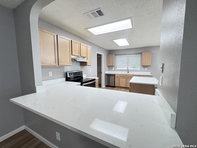 10431 Westfield Pl Property Photo 6