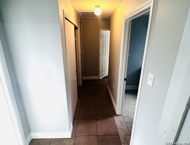563 N San Horacio Ave Property Photo 10