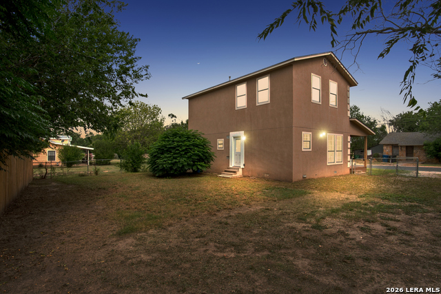 438 Cresthill Rd Property Photo 5