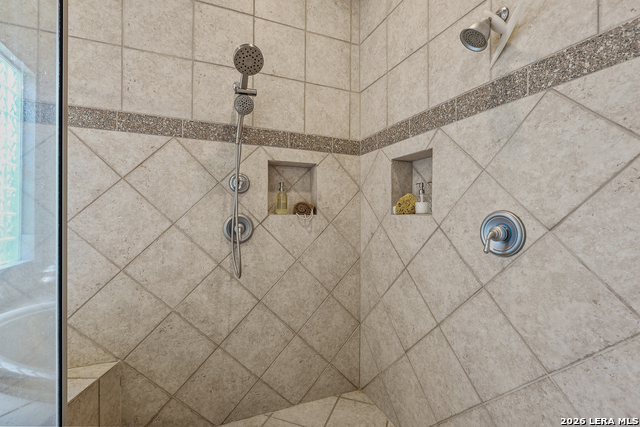 211 Champion Hvn Property Photo 39