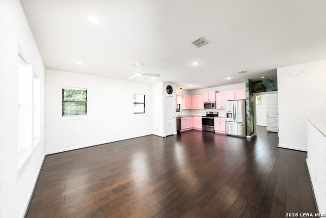 1150 N Olive St Property Photo 18