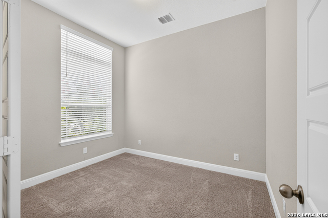 8203 Dovers Den Property Photo 7