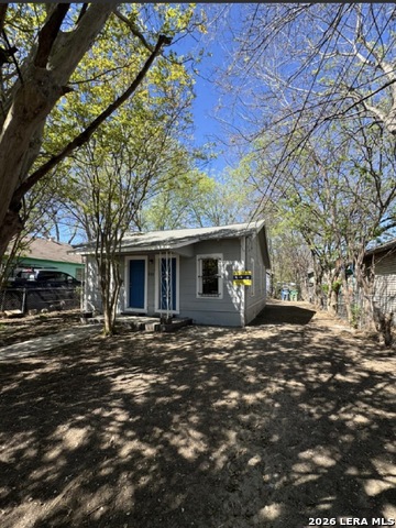 213 Huntington Property Photo 1