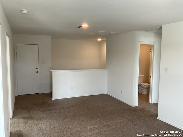 5813 Companion Loop Property Photo 15