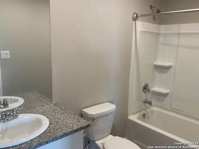 5813 Companion Loop Property Photo 21