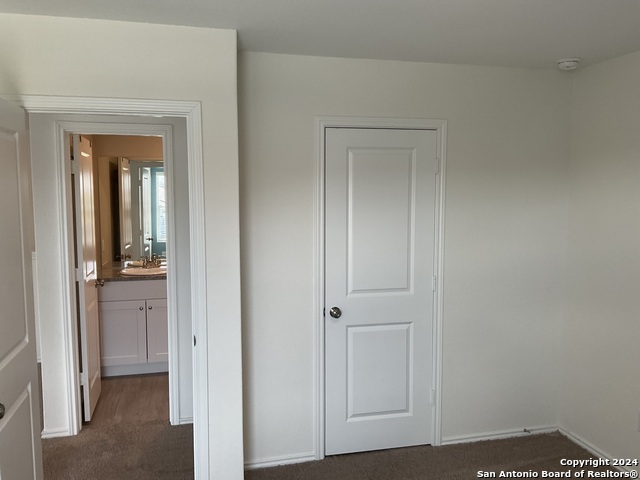 5813 Companion Loop Property Photo 23