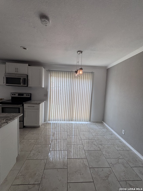 9140 Timber Path Property Photo 5