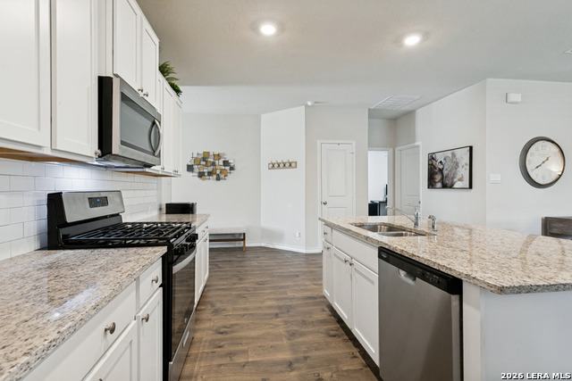 21219 Stonework Spur Property Photo 10
