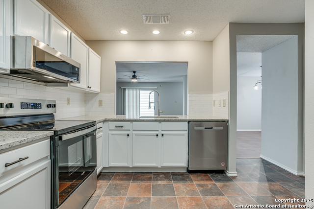 16522 Alwick Ln Property Photo 12