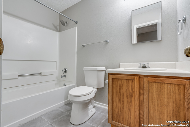 16522 Alwick Ln Property Photo 23