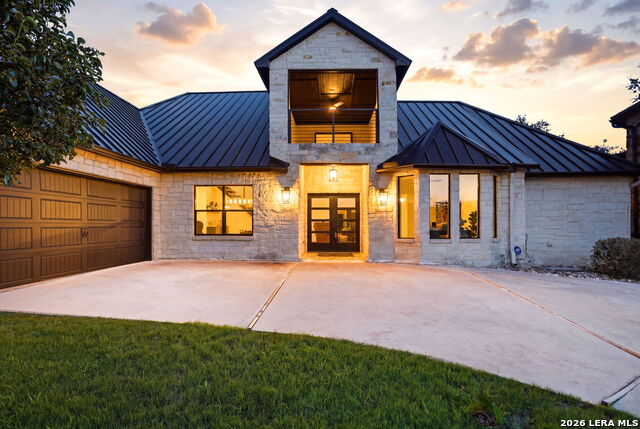 302 Left Ln Property Photo 1